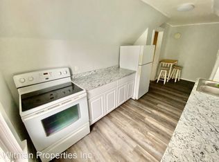 162 Locust St FLOOR 3, Holyoke, MA 01040