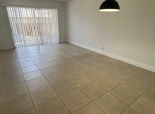 5201 Geneva Way APT 113, Doral, FL 33166