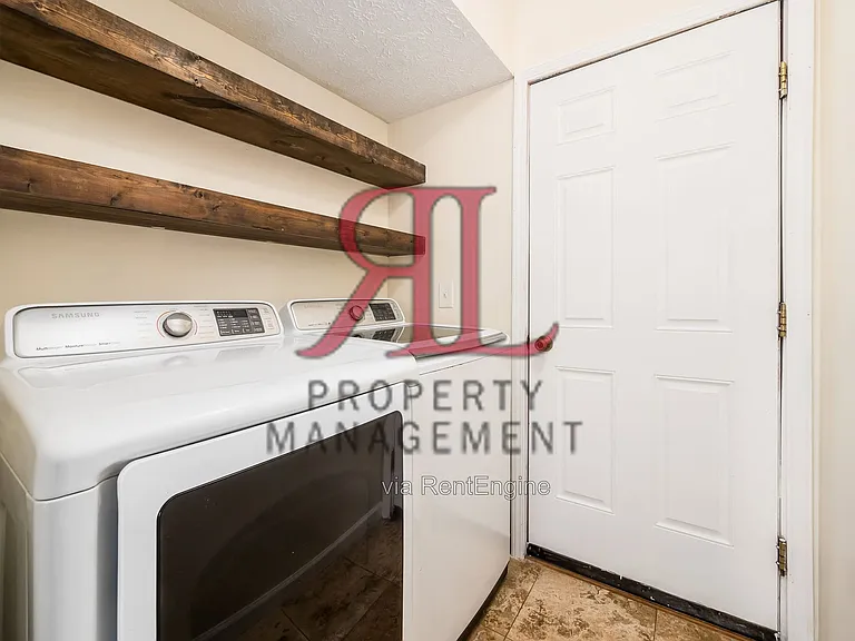 5333 Timber Grove Dr — Photo 20