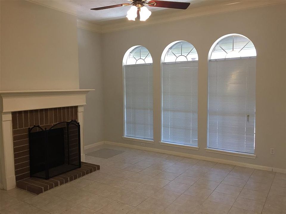 1st image of 4427 Forest Creek Dr