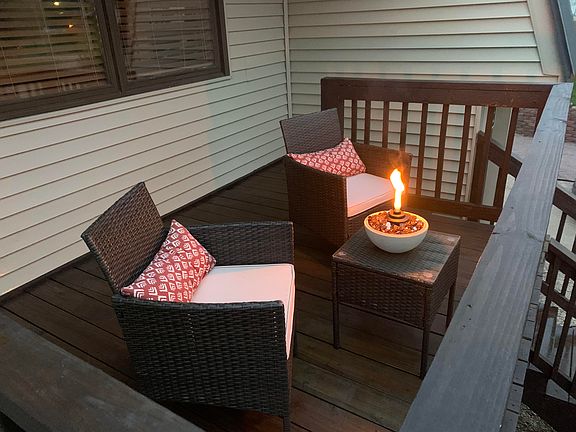 Front porch seating area