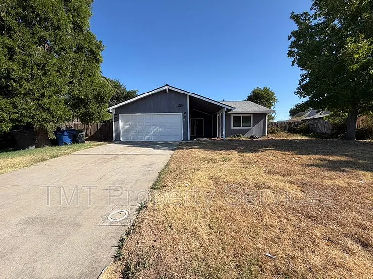 8583 Fairlawn Ct — Photo 1