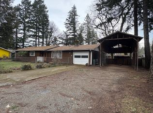 214 W Stevenson St, Cave Junction, OR 97523