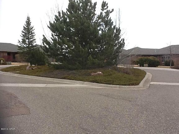 2nd image of 300 Southridge Ct