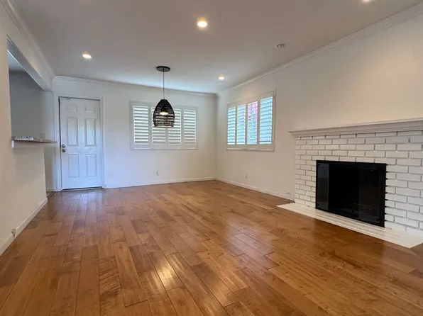 1024 Pier Ave APT 1, Santa Monica, CA 90405