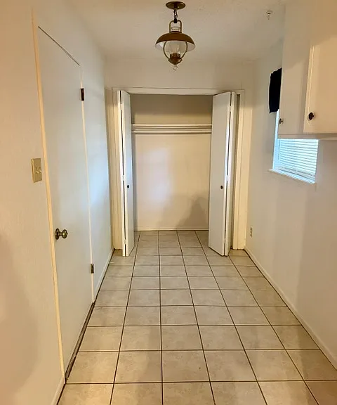 1365 W Hyman St — Photo 10