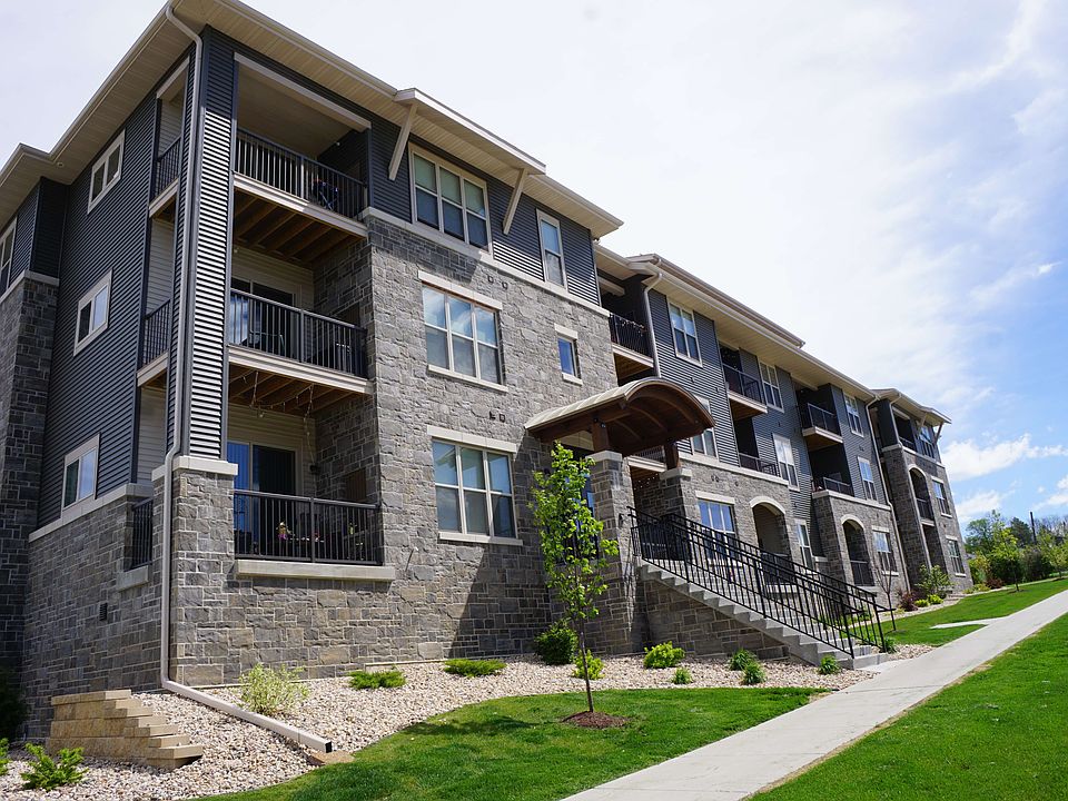 Ten35 West Apt Exterior (12)