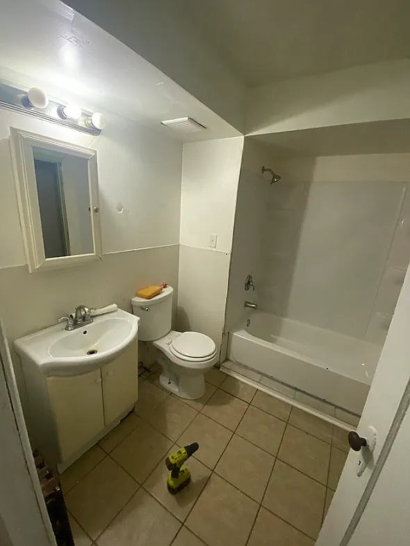 Bathroom - 13930 Lauerman St #C