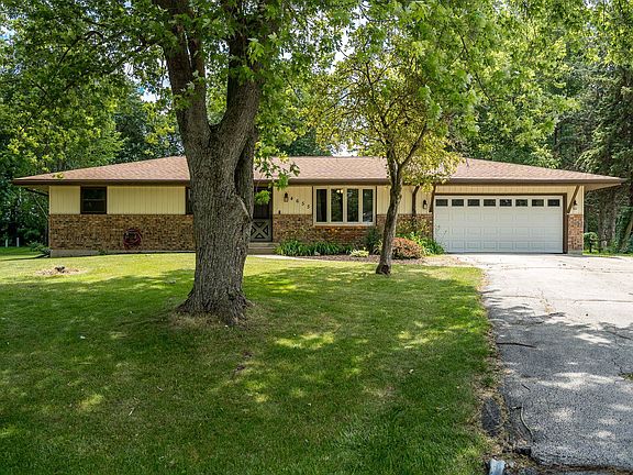 2nd image of 4655 Scenic Dr
