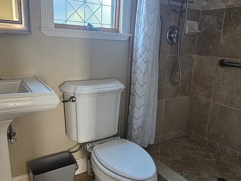 56 Bobbie Ct — Photo 8