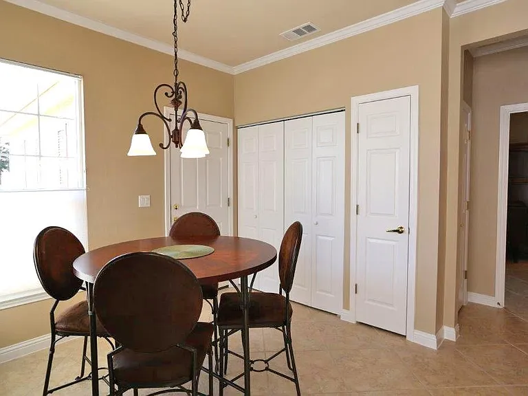 109 Ranier Ln — Photo 5