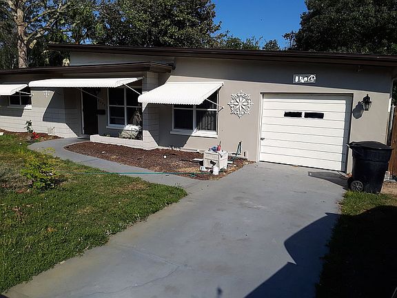 2nd image of 6220 Hampton Ct N