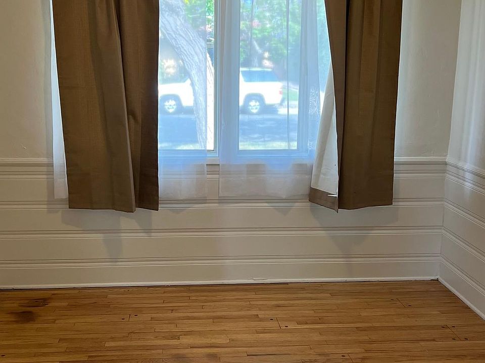 1st image of 5108 Auckland Ave