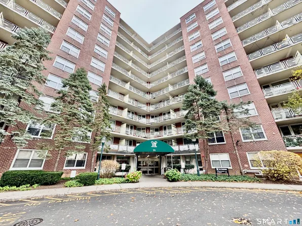 71 Strawberry Hill Avenue #421, Stamford, CT 06902