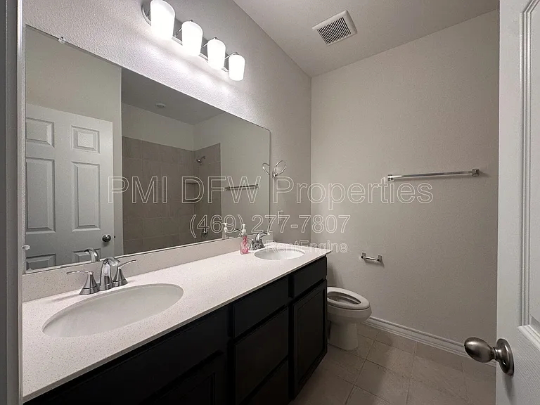 663 Saxony Dr — Photo 15