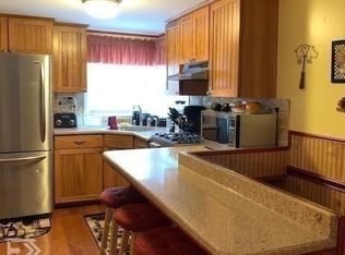 707 Spruce Rd, North Brunswick, NJ 08902