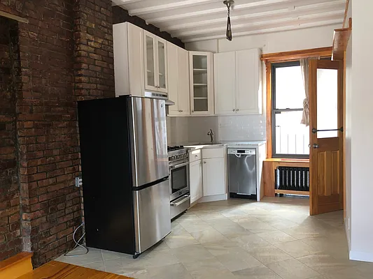 Rented by Douglas Elliman | media 10