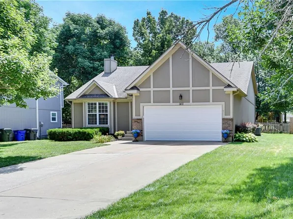 1411 E 155th St, Olathe, KS 66062