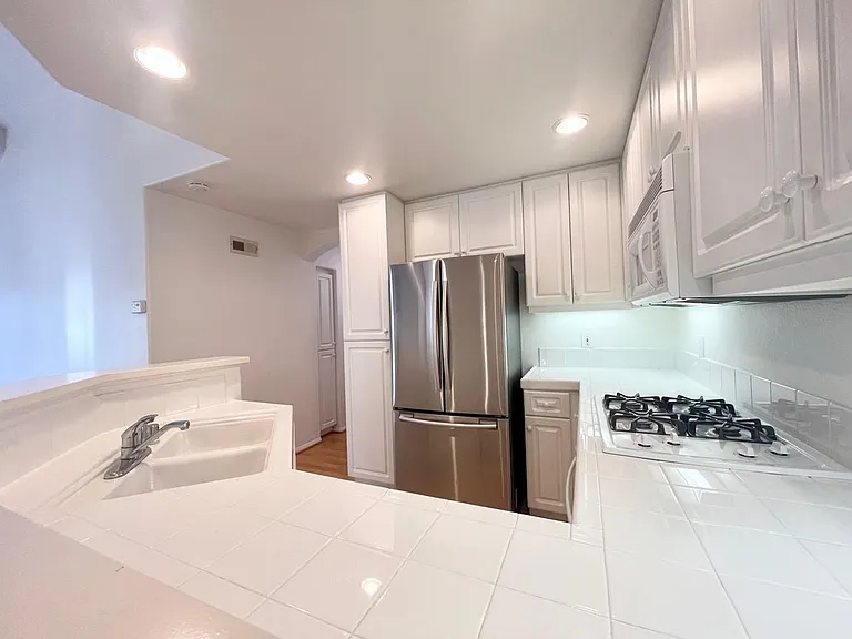 11890 Cypress Canyon Rd #1 — Photo 12