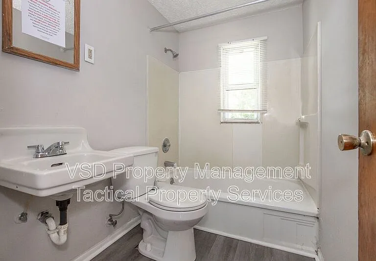 20131 Crystal Ave #UP — Photo 14