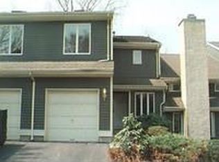 21 Inverrary Pl, Annandale, NJ 08801