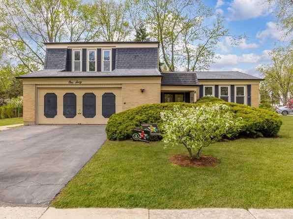160 Camelot Way, Bolingbrook, IL 60440