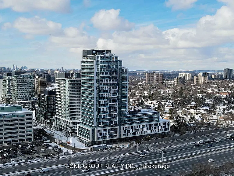 188 Fairview Mall Dr #915 — Photo 1