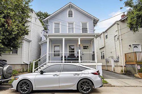 24 Dean St #1 Photo 1