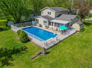 1184 Winterhaven Ln, Crown Point, IN 46307