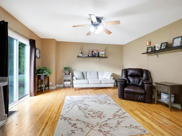 813 Central Ave S, New Prague, MN 56071