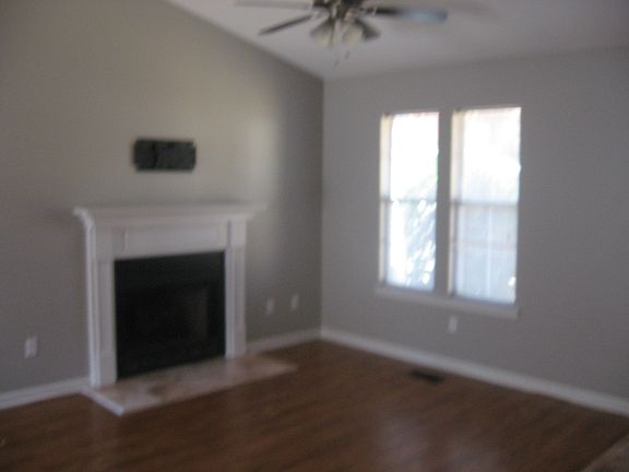 4th image of 1106 Cindi Ct