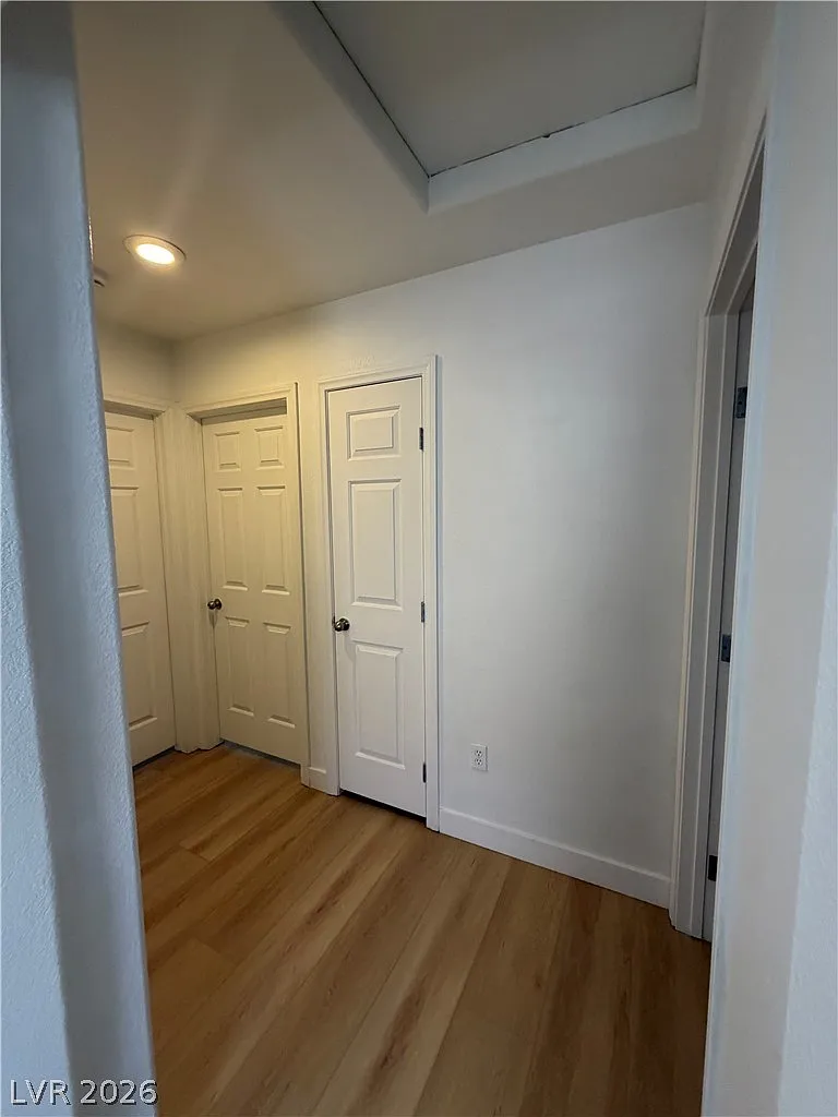 4 bed, 3.5 bath, 1983 sqft, $2,100 — Photo 4