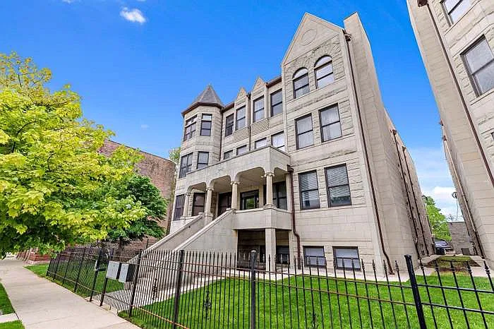 2 bed, 1600 sqft, $1,450 — Photo 1