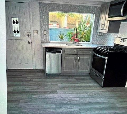 3rd image of 308 40th St APT E