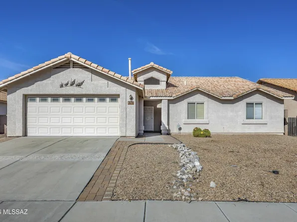 8165 E Smooth Sumac Ln, Tucson, AZ 85710