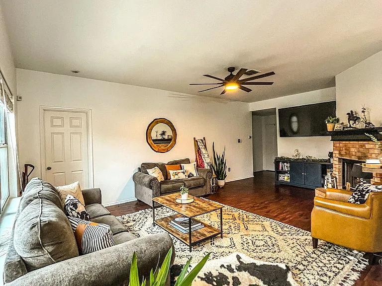 5133 Indian Valley Dr — Photo 4