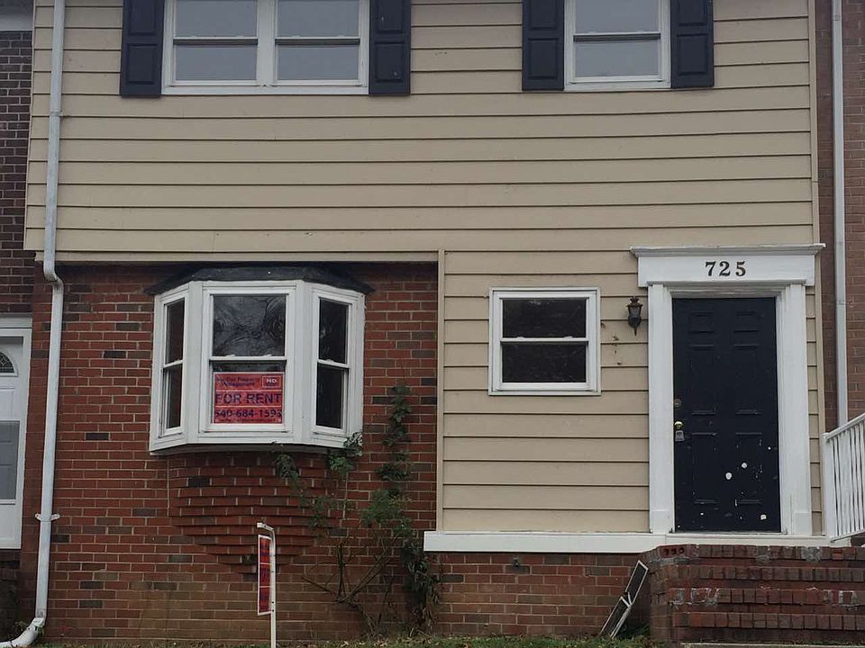 1st image of 725 Olde Forge Dr