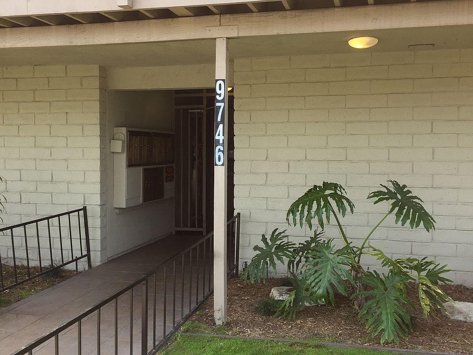 2nd image of 9746 Park St APT 9