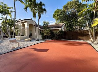 11463 SW 74th St, Miami, FL 33173