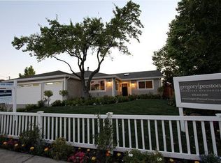 211 Las Lomas Way, Walnut Creek, CA 94598