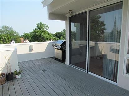 2nd image of 12 Kirkwood Pl APT 5