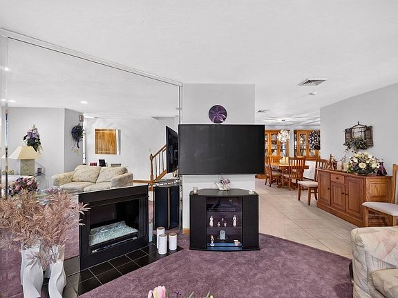 5th image of 195 Falmouth Rd APT 9C