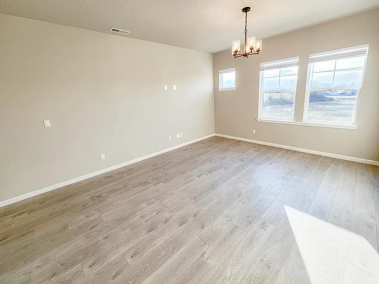 4245 SE Fortress Ln — Photo 18