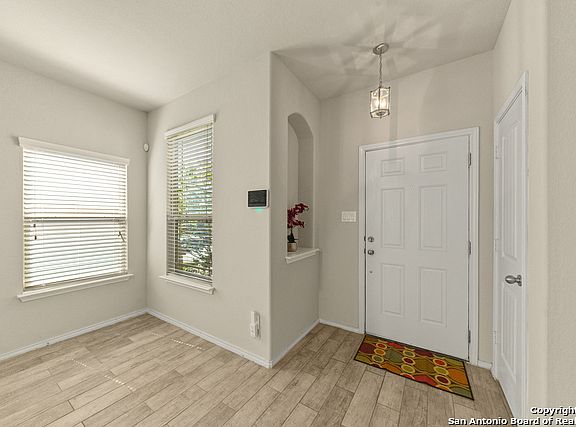 5th image of 9822 Marbach Cyn