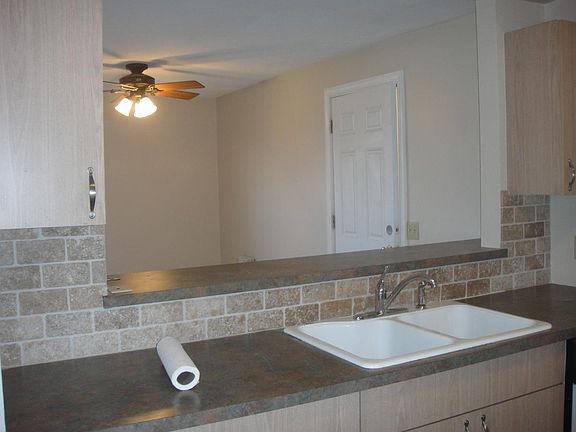 4th image of 101 Marlborough St #1