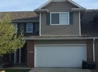 17505 Franklin Plz, Omaha, NE 68118