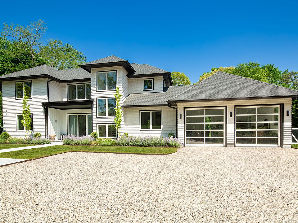 1st image of 21 Lily Pond Dr