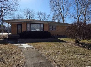 24 Wenzel Ln, Springfield, IL 62702