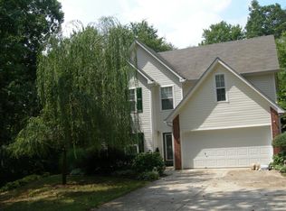 7002 Valley Forge Dr, Flowery Branch, GA 30542