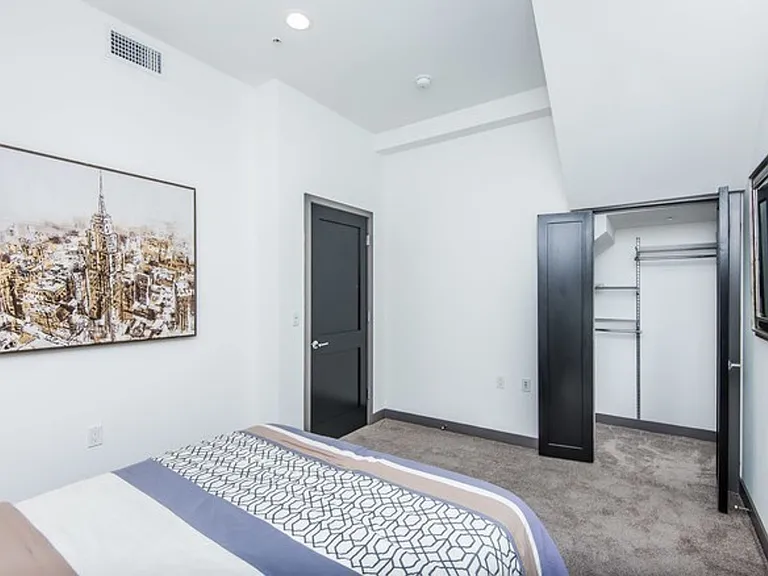 8748 Reading Ave — Photo 27